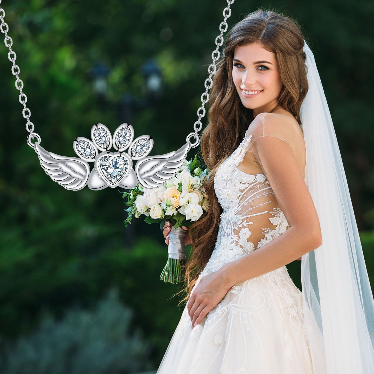 PawHalo Wings – Sparkling Guardian Necklace