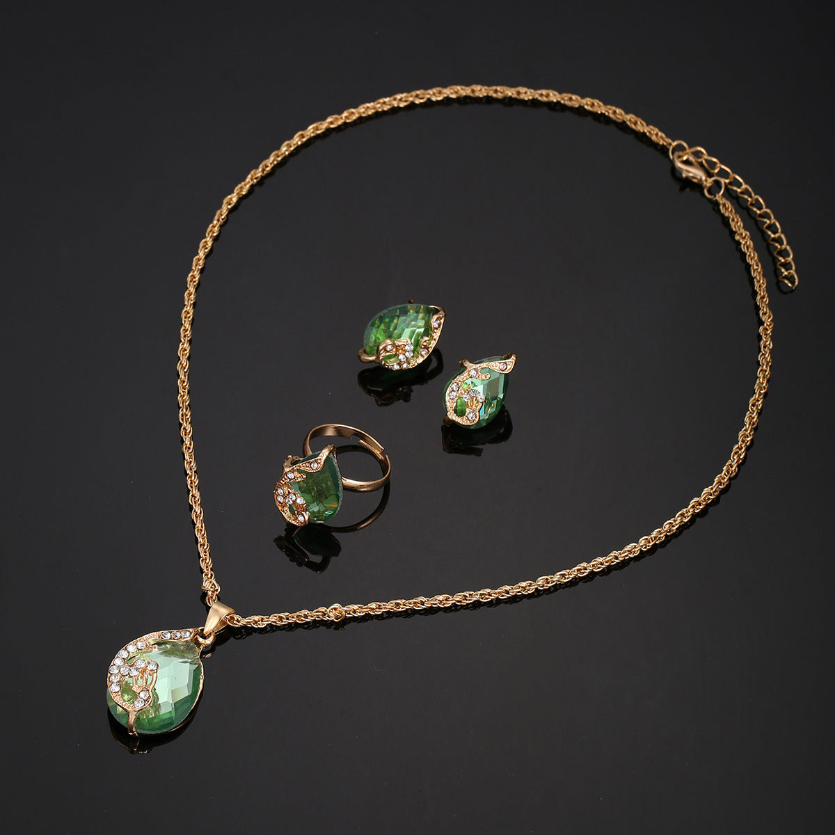 New Blue Vintage Style Elegant Wrist Watch