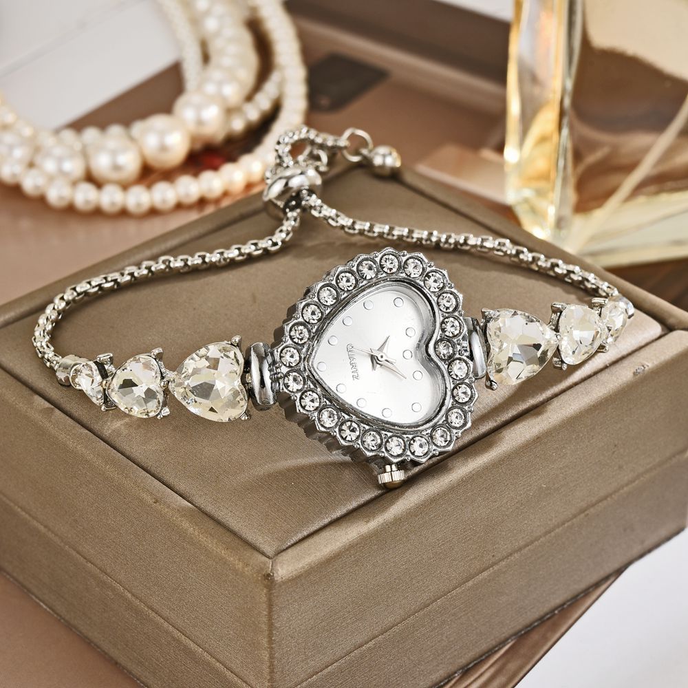 Exquisite Cute Heart Shape Quartz Watch