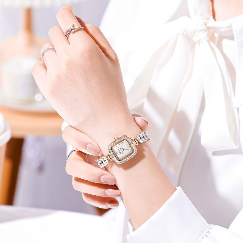 Fully-jewelled Quartz Golden Square Watch