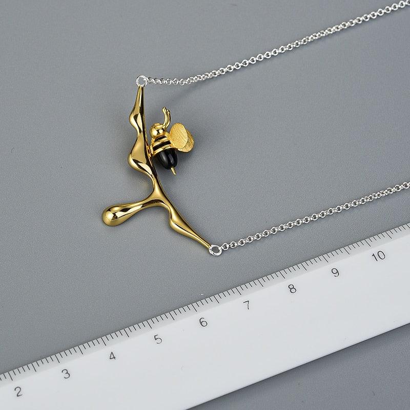 Bee 18K Gold Plated Pendant Necklace - Eccentric You